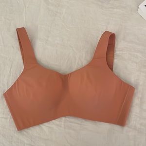 Knix Catalyst sports bra. Brand new. Size 4.